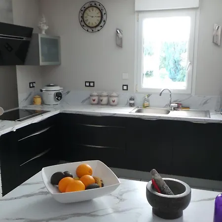 Maison Partagee - Etage Complet Habitación en casa particular