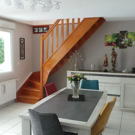 Maison Partagee - Etage Complet Habitación en casa particular *